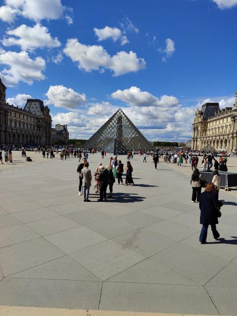 Louvre