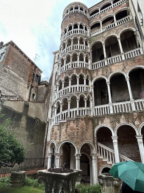 Palazzo Contarini del Bovolo