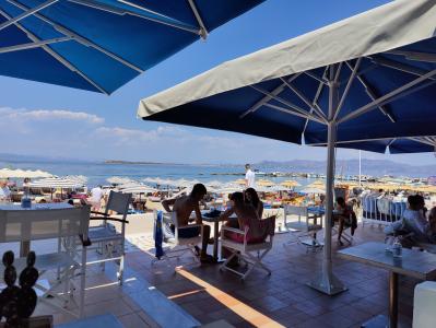 Oasis Beach Hotel & Spa