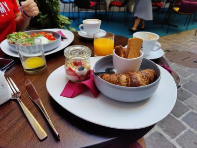 73 boutique hotel