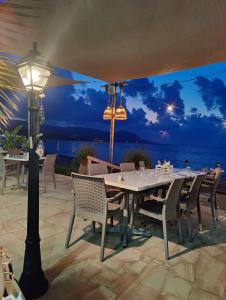 Yialos Beach Grill House