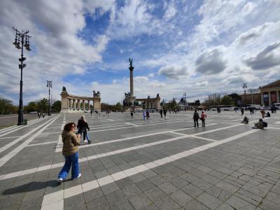 Heros' Square & Vajdahunyad Castle