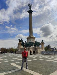 Heros' Square & Vajdahunyad Castle