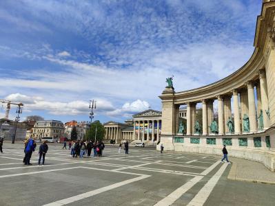 Heros' Square & Vajdahunyad Castle