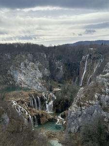  Plitvice Lakes National Park 