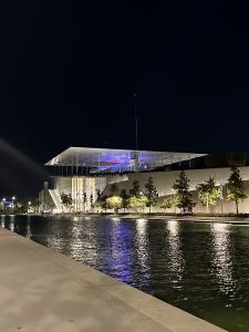 Stavros Niarchos Foundation