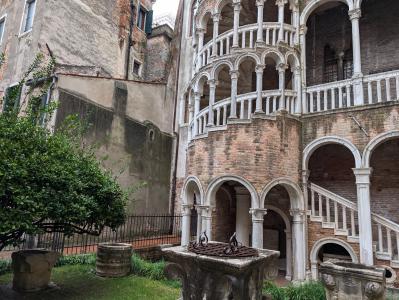 Palazzo Contarini del Bovolo