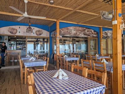 Hercules Fish Tavern 03