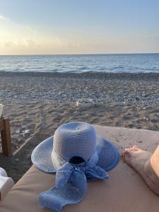 Latsi Beach 06