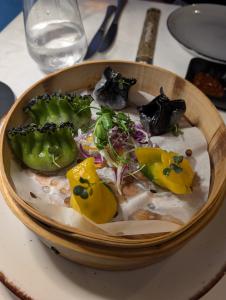 Farmyard Pan Asian 09