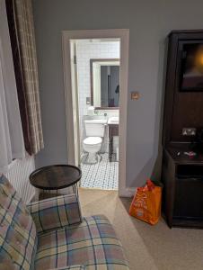 Parliament House Hotel 03