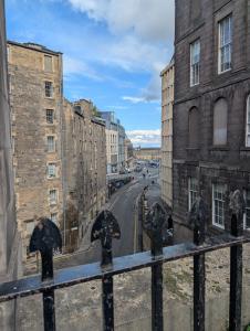 Around Edinburgh 03