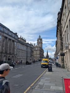Around Edinburgh 04