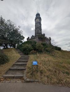 Calton Hill 19