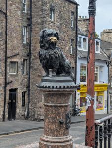 Around Edinburgh 25