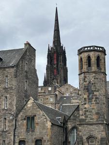 Around Edinburgh 38