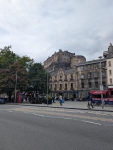 Around Edinburgh 41