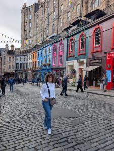 Around Edinburgh 47