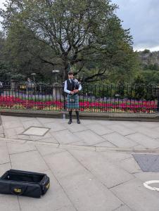 Princes Street Gardens & Scott Monument 21