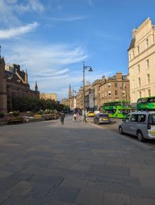 Around Dundee 16