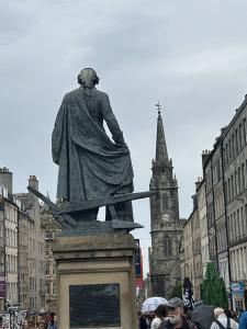 Around Edinburgh 54