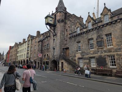 Around Edinburgh 57