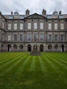 Holyroodhouse Palace 15
