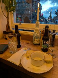 Society Bar & Kitchen 06
