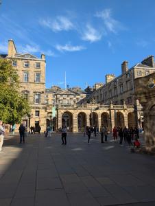 Around Edinburgh 64