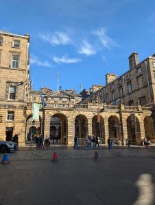Around Edinburgh 66