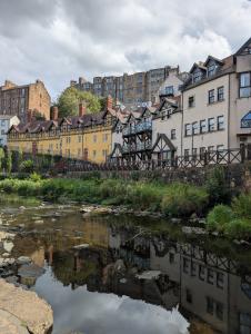 Dean Village 15