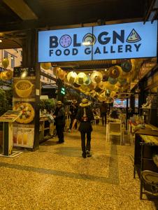 Bologna Food Gallery 01