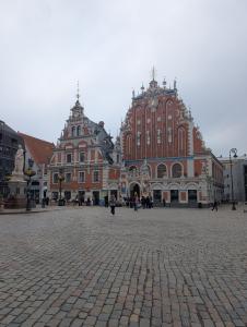 House of the Blackheads 01