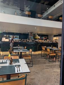 IT+ Restaurant 004