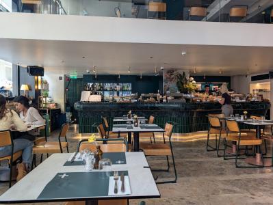 IT+ Restaurant 005